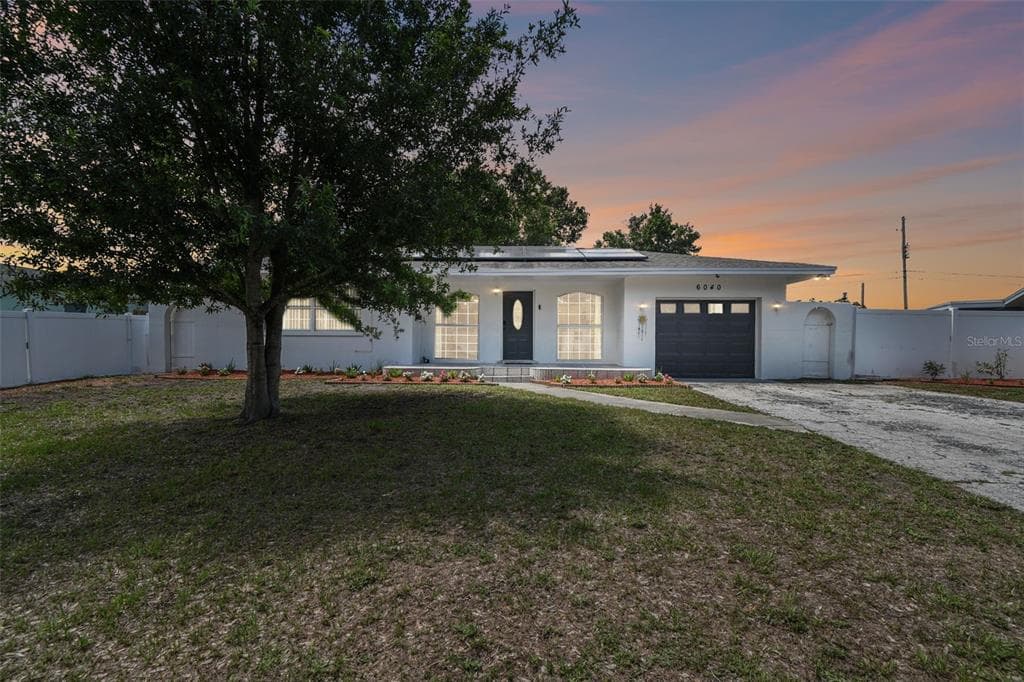 6040 39TH AVENUE N ST PETERSBURG, FL 33709