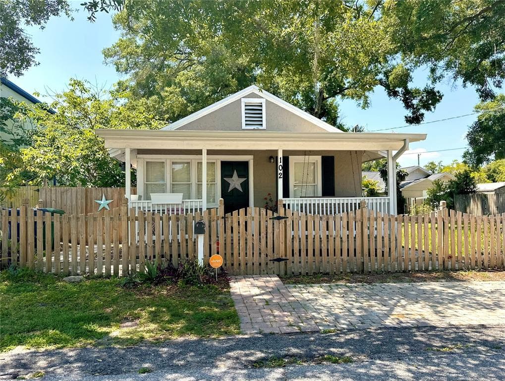 102 W ELM STREET TAMPA, FL 33604