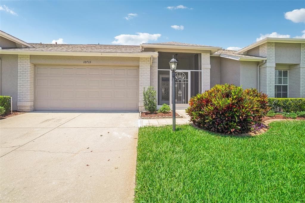 18733 SUMMERSONG DRIVE HUDSON, FL 34667
