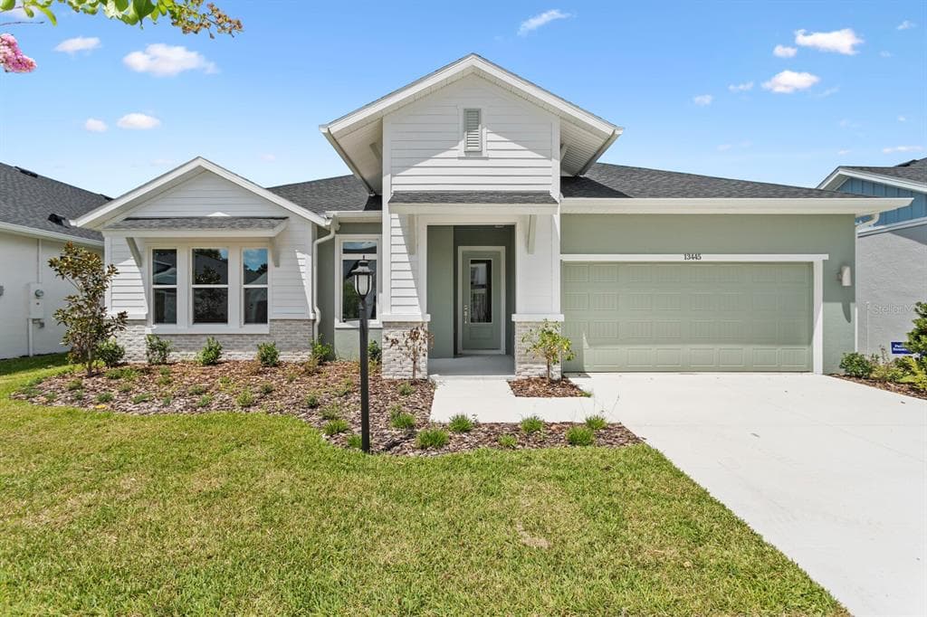 13445 BERGAMONT CIRCLE TAMPA, FL 33618