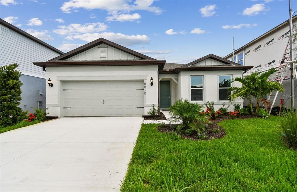 10010 LONGMEADOW AVENUE PARRISH, FL 34219