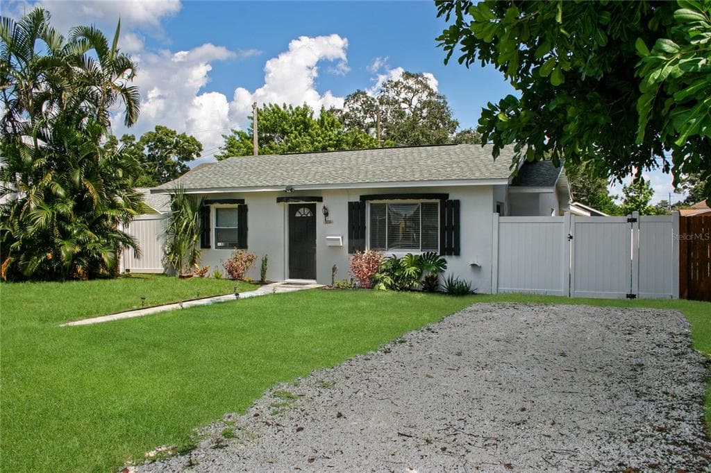 3135 19TH STREET N ST PETERSBURG, FL 33713