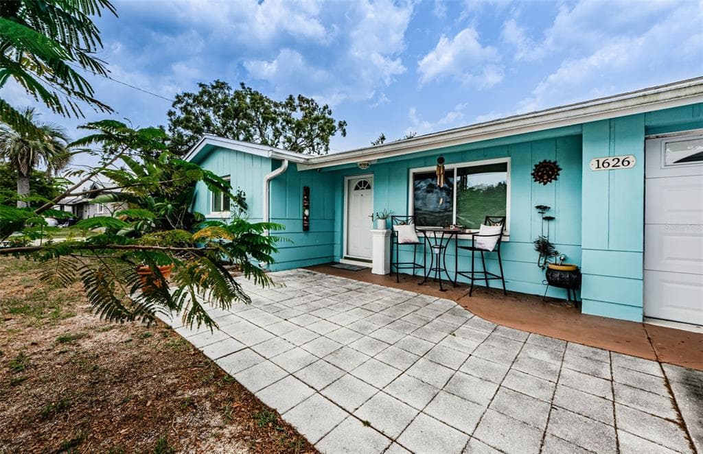 1626 DANDER DRIVE HOLIDAY, FL 34690