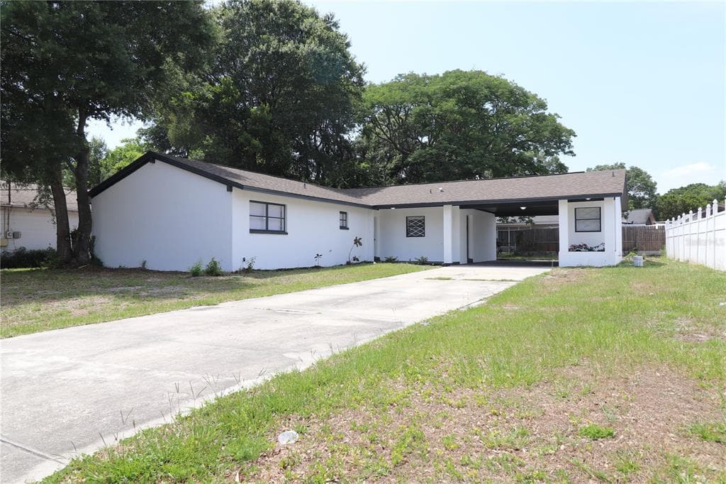 7224 KINGSBURY CIRCLE TAMPA, FL 33610