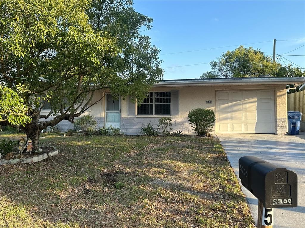 5200 DOVE DRIVE NEW PORT RICHEY, FL 34652