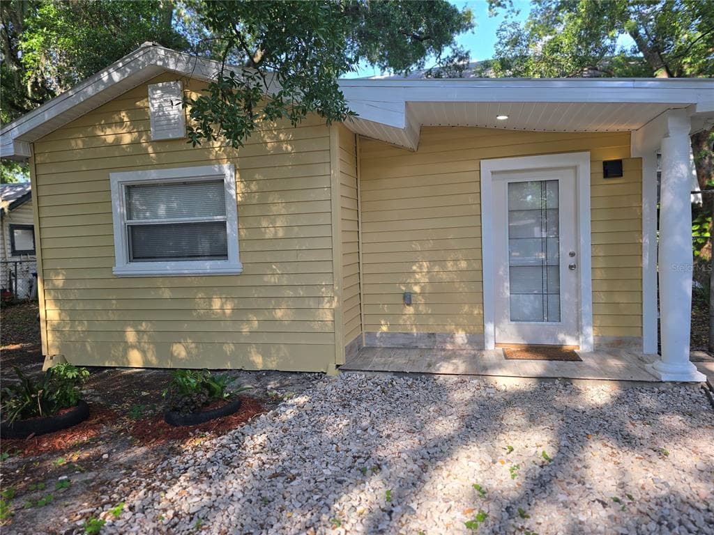 8217 N 12TH STREET TAMPA, FL 33604
