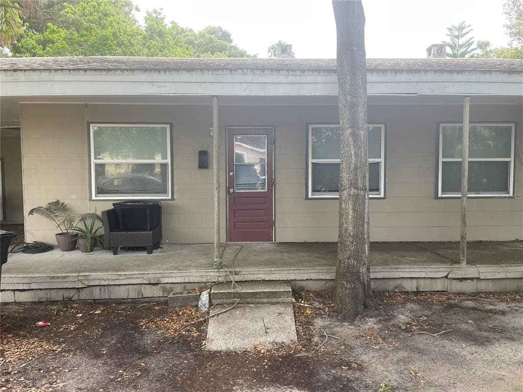 1271 S BETTY LANE CLEARWATER, FL 33756