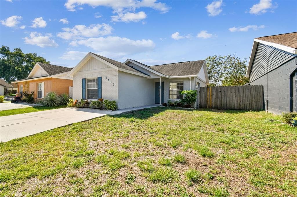 4613 EASTWIND DRIVE PLANT CITY, FL 33566