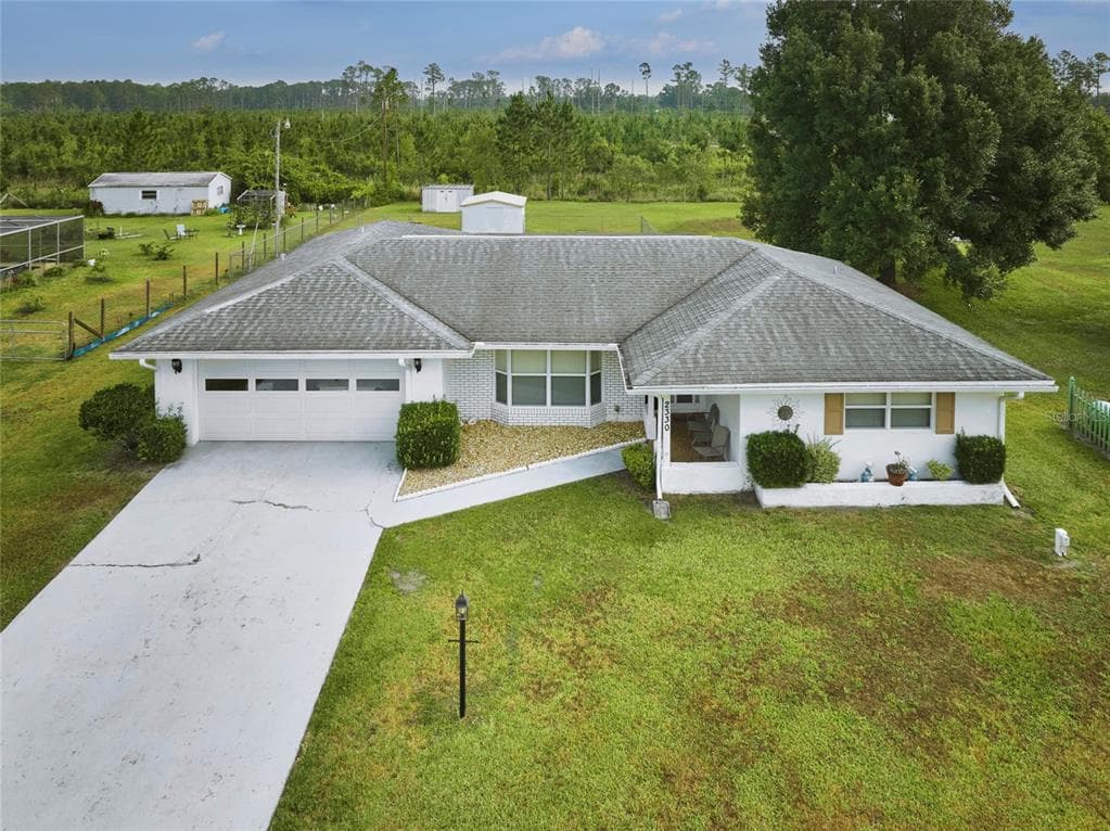 2330 LAGUNA DRIVE INDIAN LAKE ESTATES, FL 33855