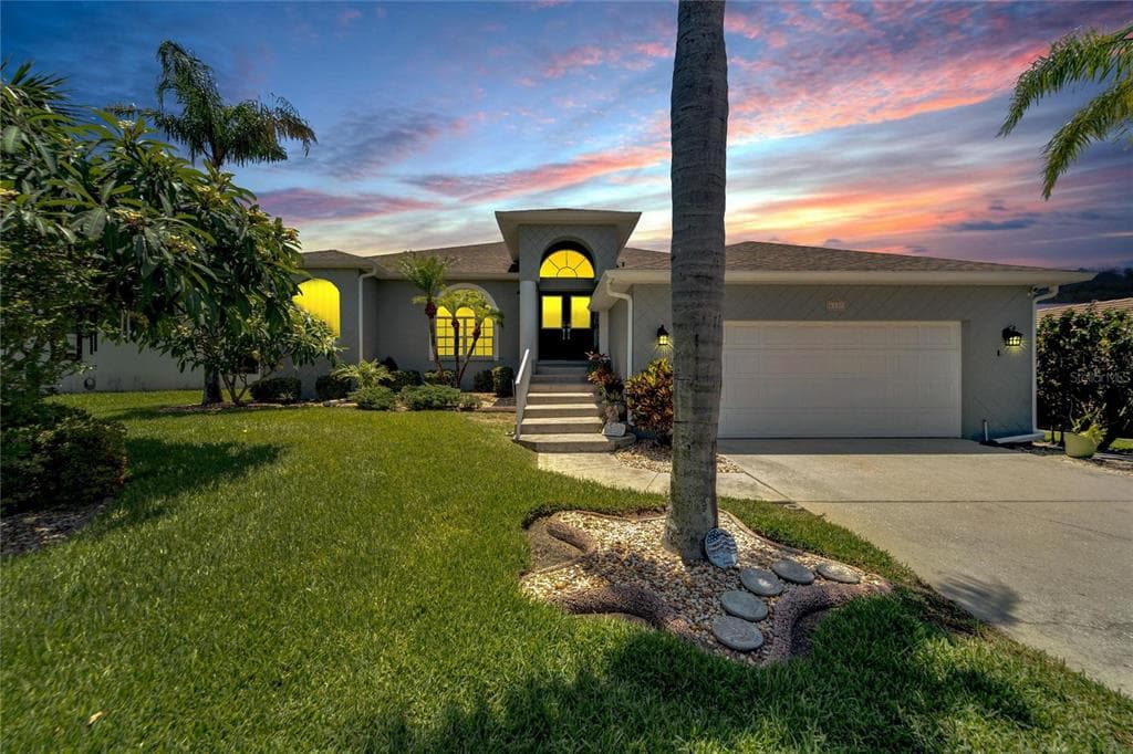 6337 COTTONWOOD LANE APOLLO BEACH, FL 33572