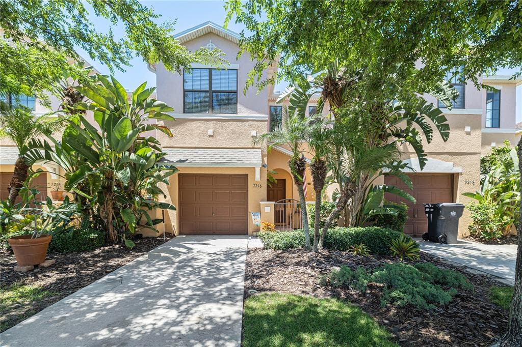 7216 STERLING POINT COURT GIBSONTON, FL 33534