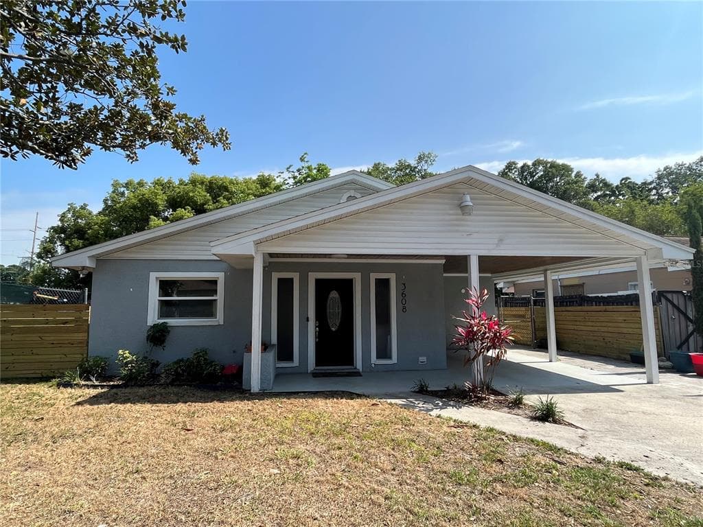3608 W CARMEN STREET TAMPA, FL 33609