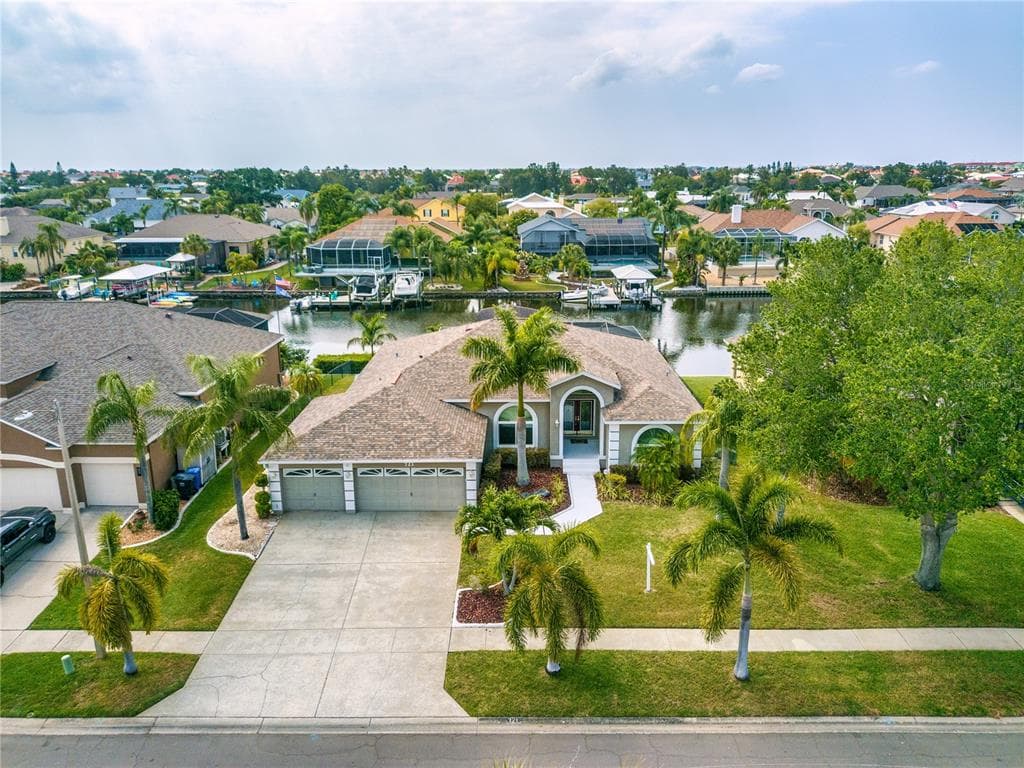 721 BUNKER VIEW DRIVE APOLLO BEACH, FL 33572