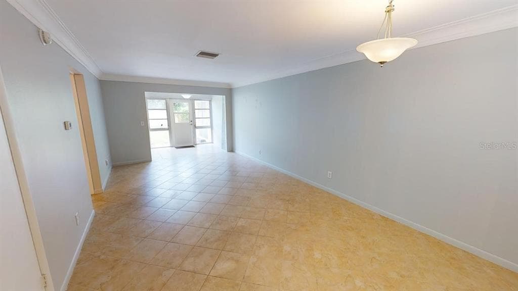 1845 S HIGHLAND AVENUE UNIT 7-4 CLEARWATER, FL 33756
