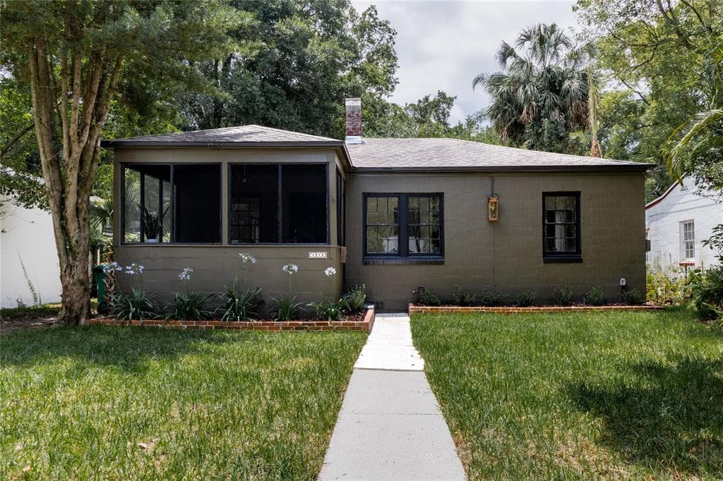 1213 E HAMILTON AVENUE TAMPA, FL 33604