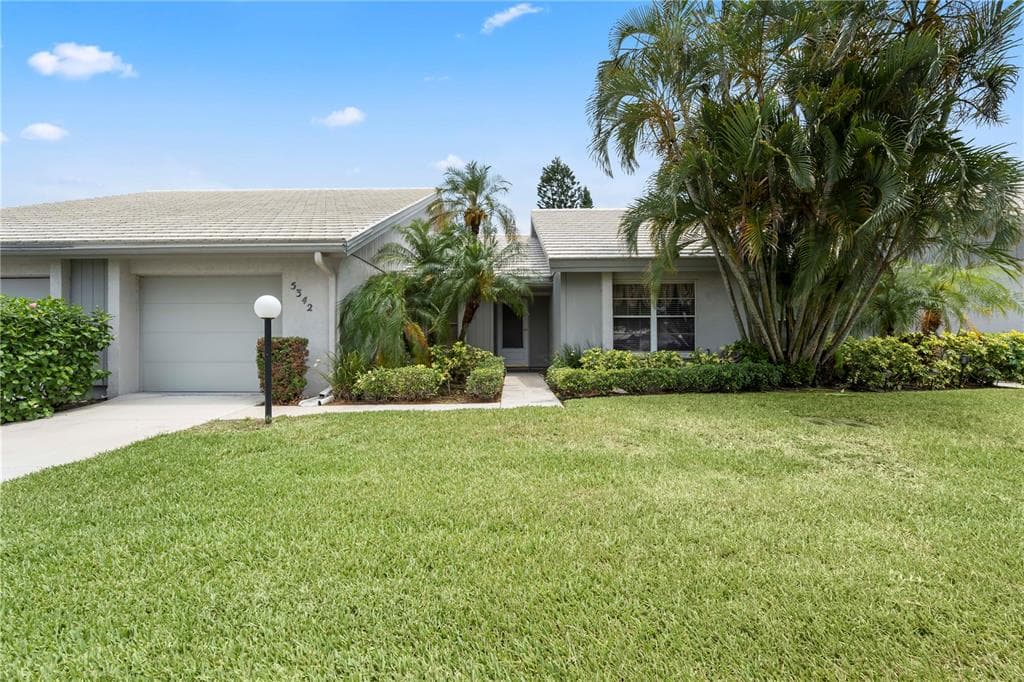 5342 CRESTLAKE BOULEVARD UNIT 146 SARASOTA, FL 34233