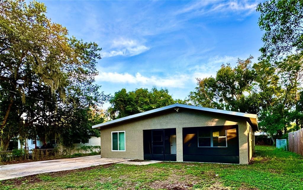 218 4TH STREET WINTER HAVEN, FL 33880
