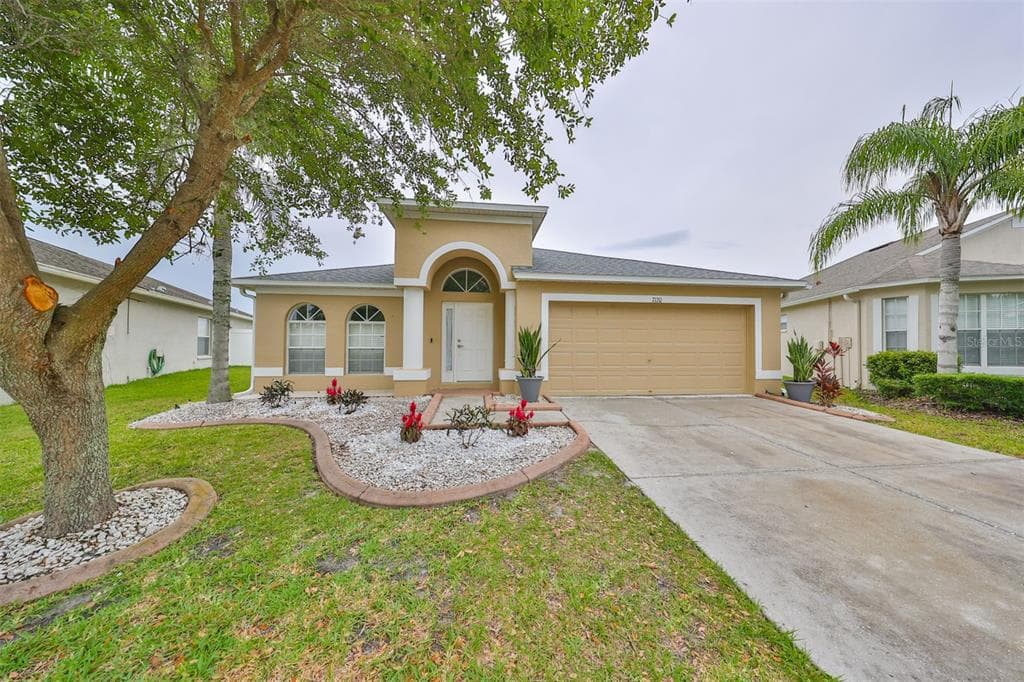 7120 HUMBER CIRCLE WESLEY CHAPEL, FL 33545