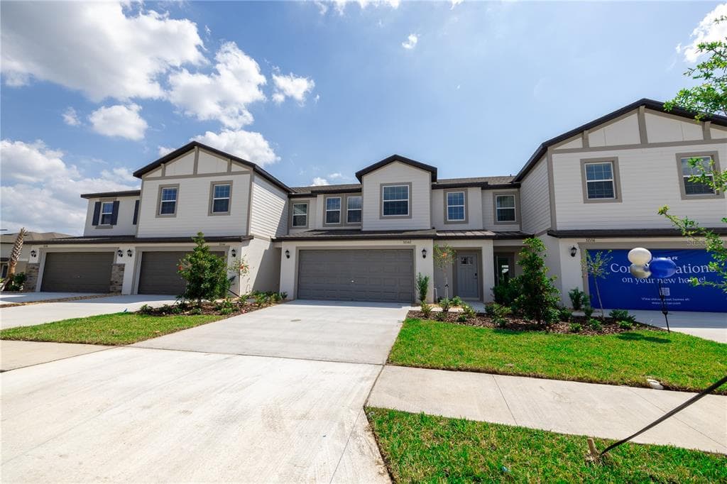 32162 POWDERPUFF MIMOSA DRIVE SAN ANTONIO, FL 33576
