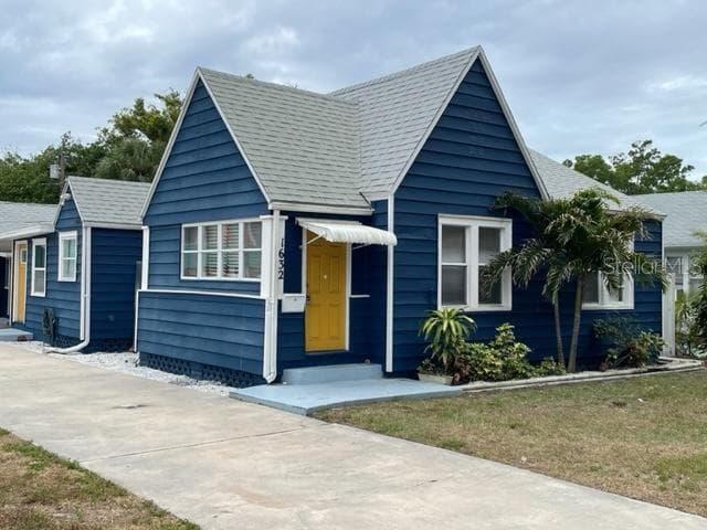 1632 27TH AVENUE N ST PETERSBURG, FL 33713