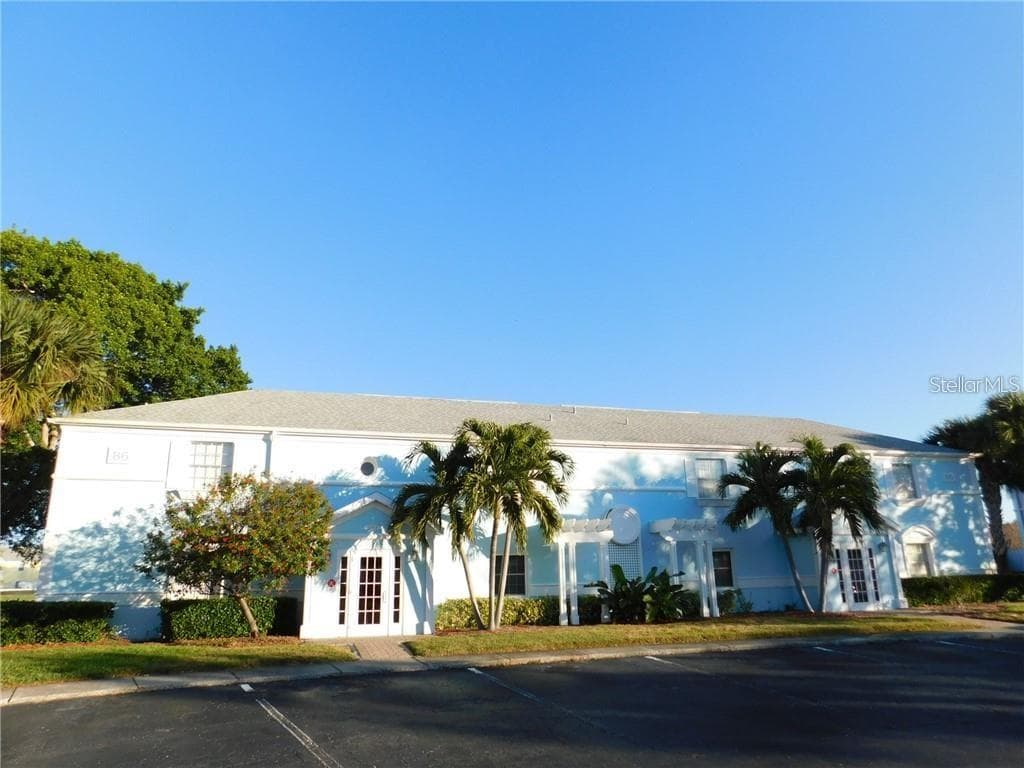 207 SEAHORSE DRIVE SE UNIT B ST PETERSBURG, FL 33705