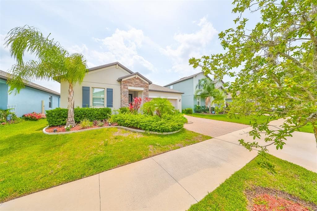 11457 CHILLY WATER COURT