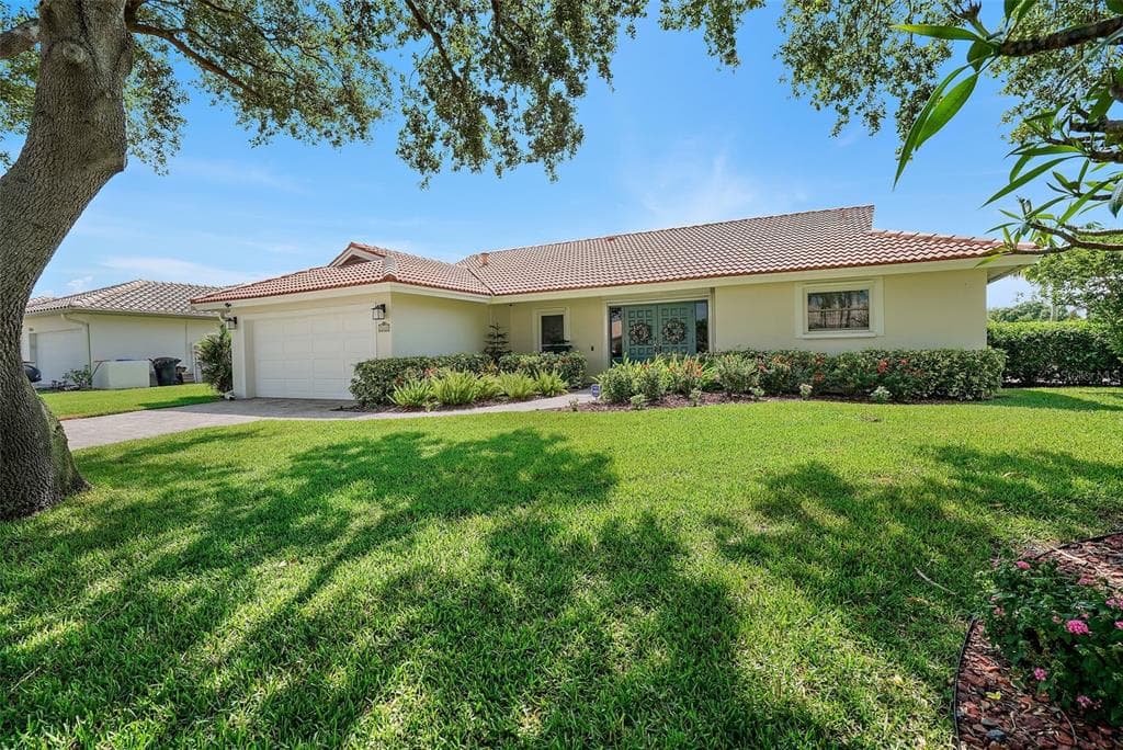 2008 HAWAII AVENUE NE ST PETERSBURG, FL 33703