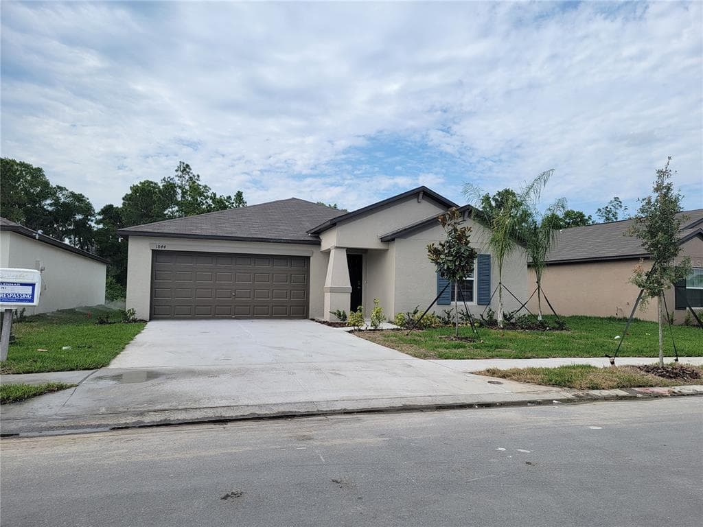 1844 RED LOOP LAKELAND, FL 33801