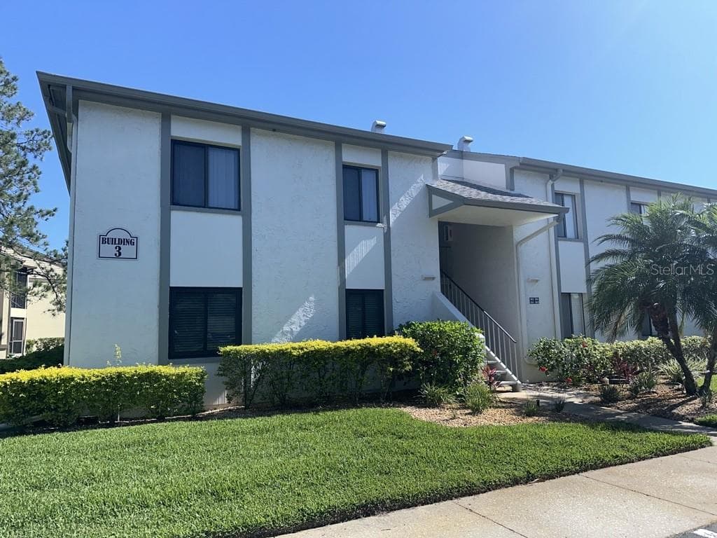261 CYPRESS LANE UNIT 261 OLDSMAR, FL 34677