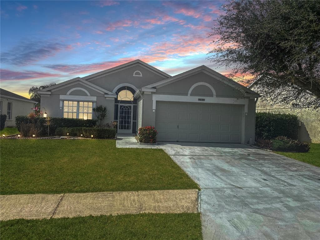 4936 BREAKWATER DRIVE BRADENTON, FL 34203