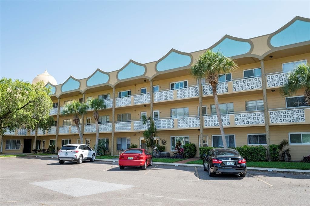 2467 FINLANDIA LANE UNIT 79 CLEARWATER, FL 33763