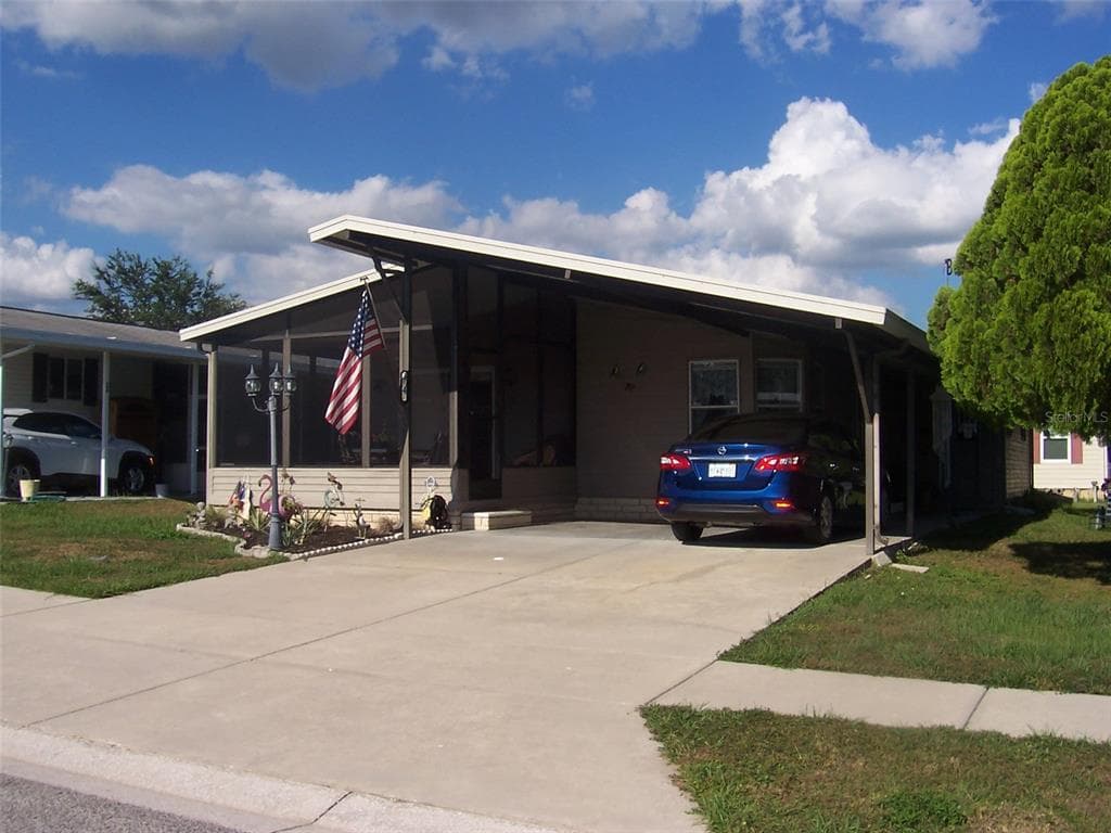 3848 CHRIS DRIVE WESLEY CHAPEL, FL 33543
