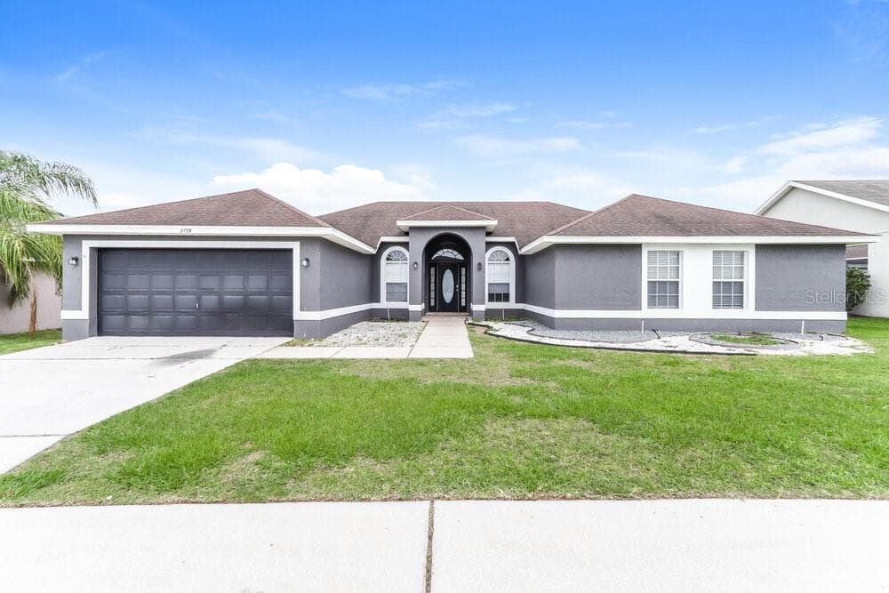 8759 FORT SOCRUM VILLAGE WAY LAKELAND, FL 33810