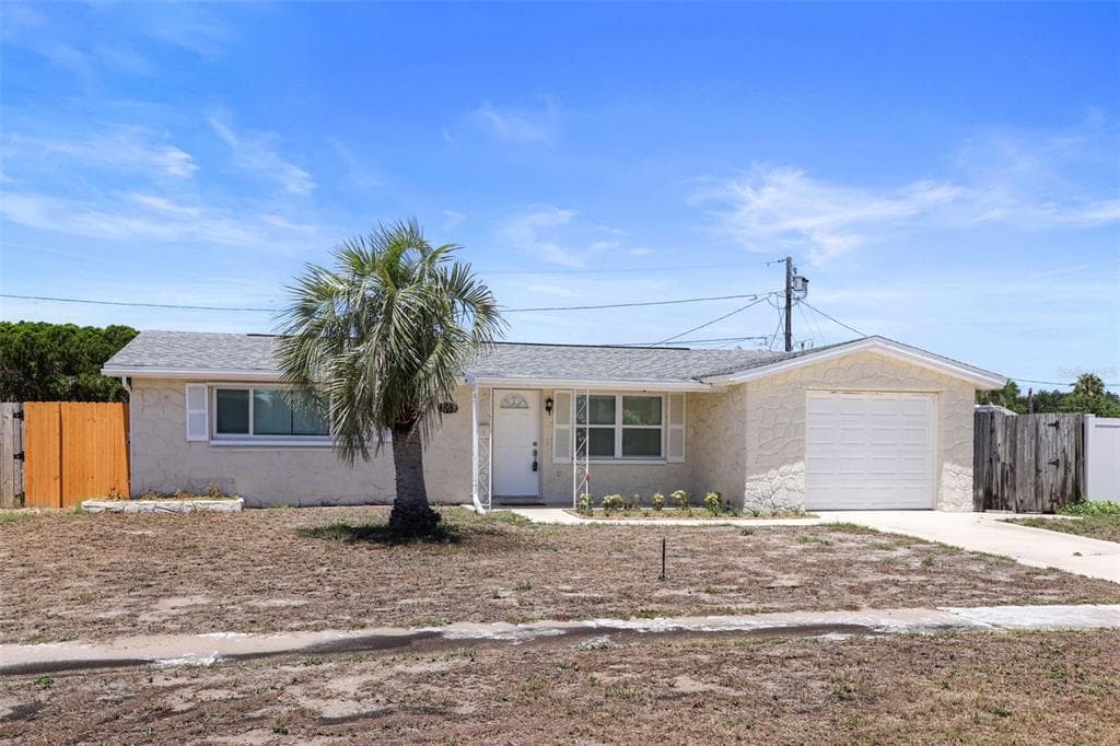 1253 TRUNKFISH DRIVE HOLIDAY, FL 34690