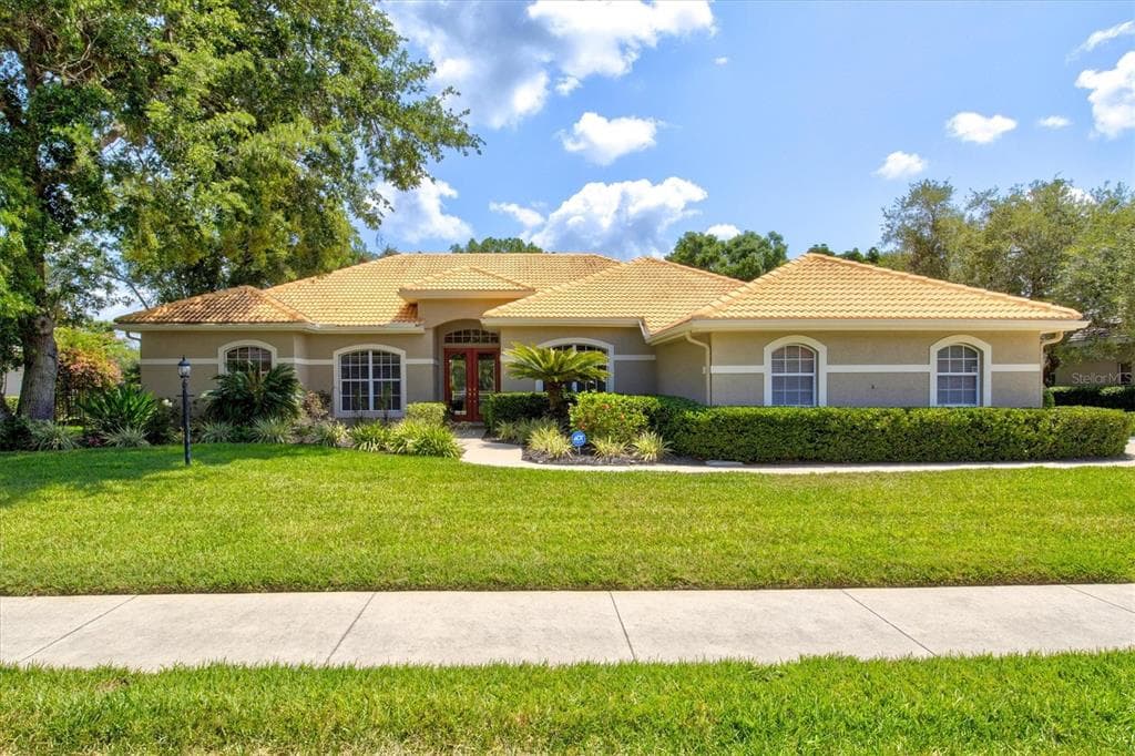8485 EAGLE PRESERVE WAY SARASOTA, FL 34241