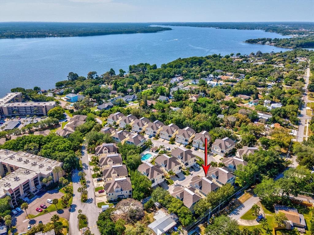 98 S HIGHLAND AVENUE UNIT 1202 TARPON SPRINGS, FL 34689
