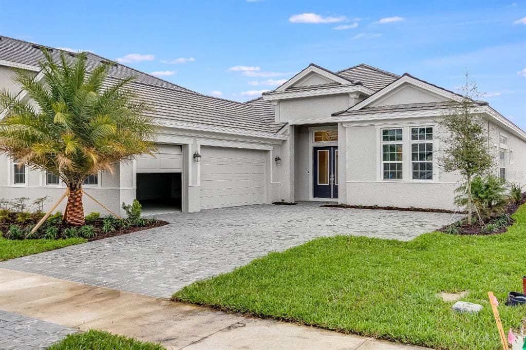 33797 OCEAN SPRAY LANE WESLEY CHAPEL, FL 33543