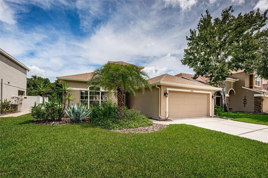10928 OYSTER BAY CIRCLE NEW PORT RICHEY, FL 34654