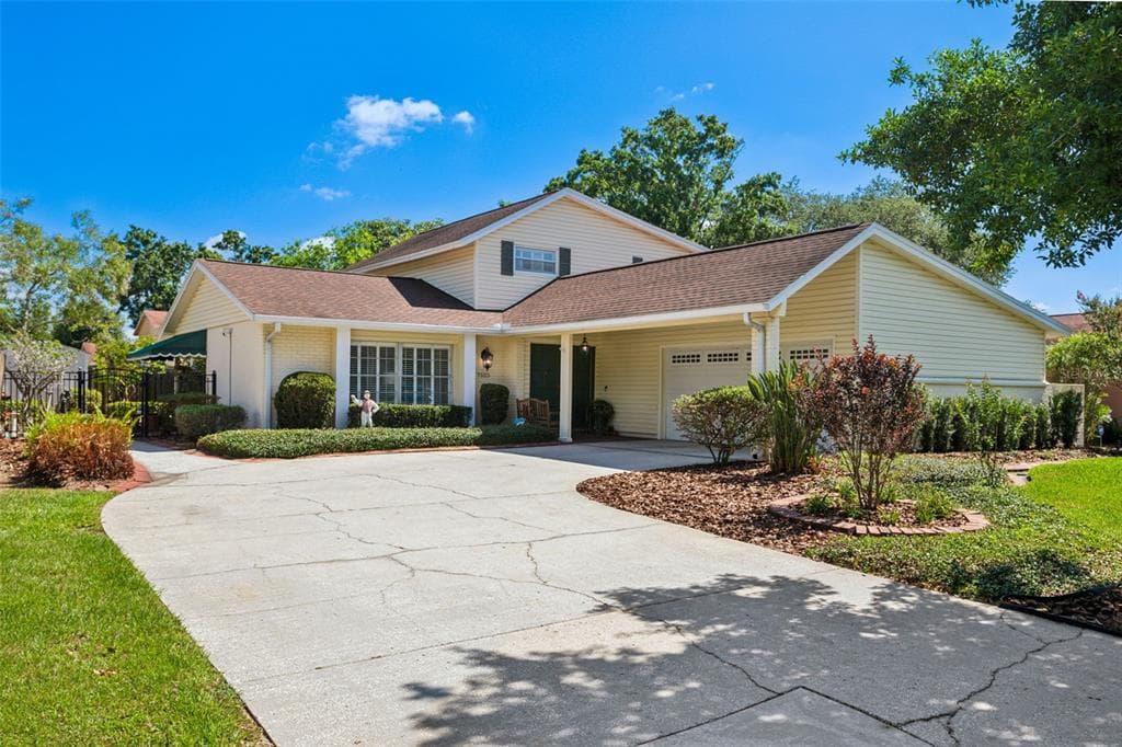 7525 TWELVE OAKS BOULEVARD TAMPA, FL 33634