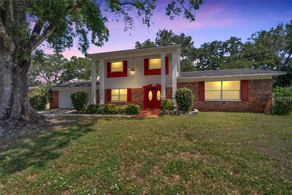 718 DEBRA LYNNE DRIVE BRANDON, FL 33511