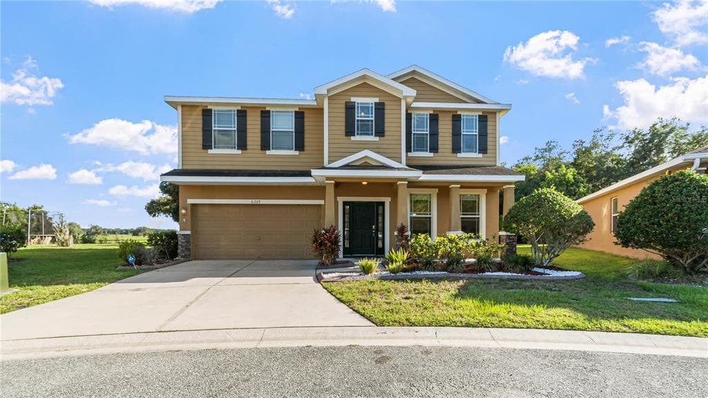 6209 HAWK GROVE COURT WESLEY CHAPEL, FL 33545