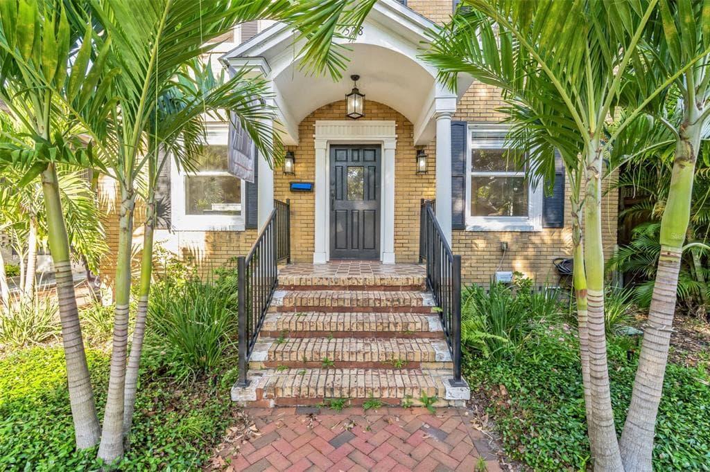 528 6TH STREET N