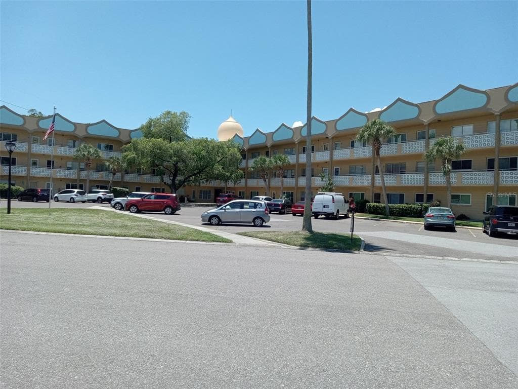 2467 FINLANDIA LANE UNIT 67 CLEARWATER, FL 33763