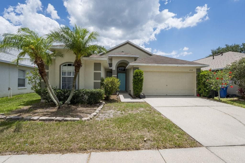 12748 STANDBRIDGE DRIVE RIVERVIEW, FL 33579