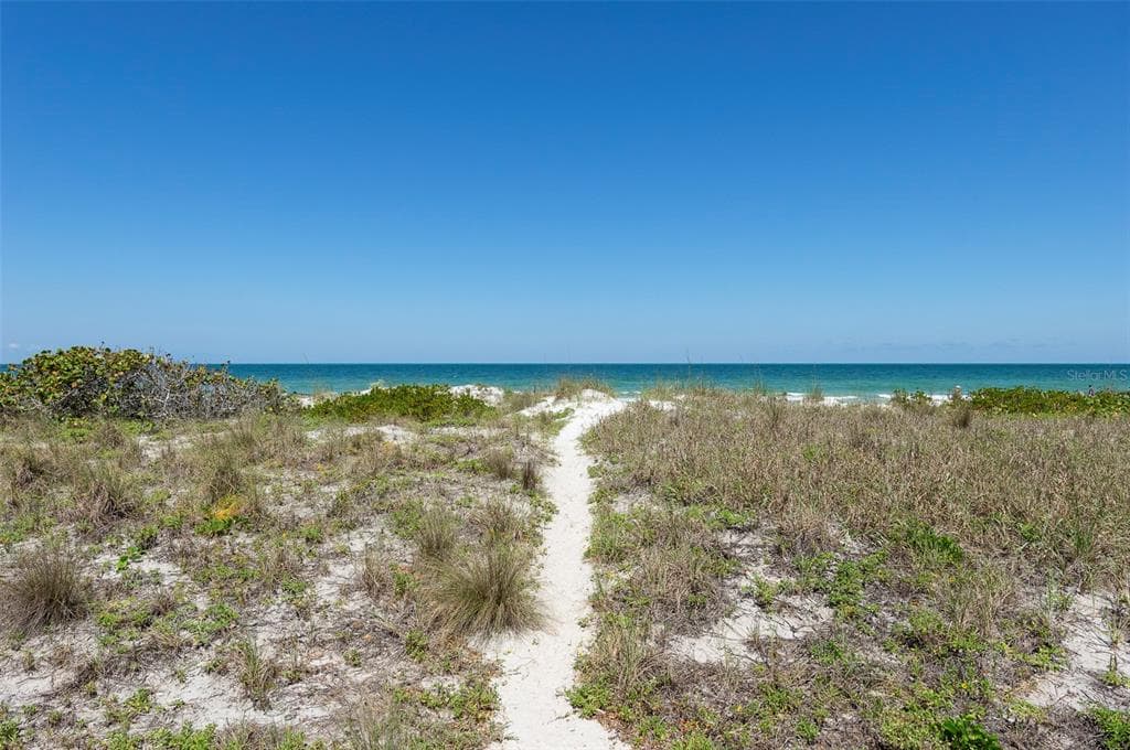 1310 GULF BOULEVARD UNIT 101 INDIAN ROCKS BEACH, FL 33785