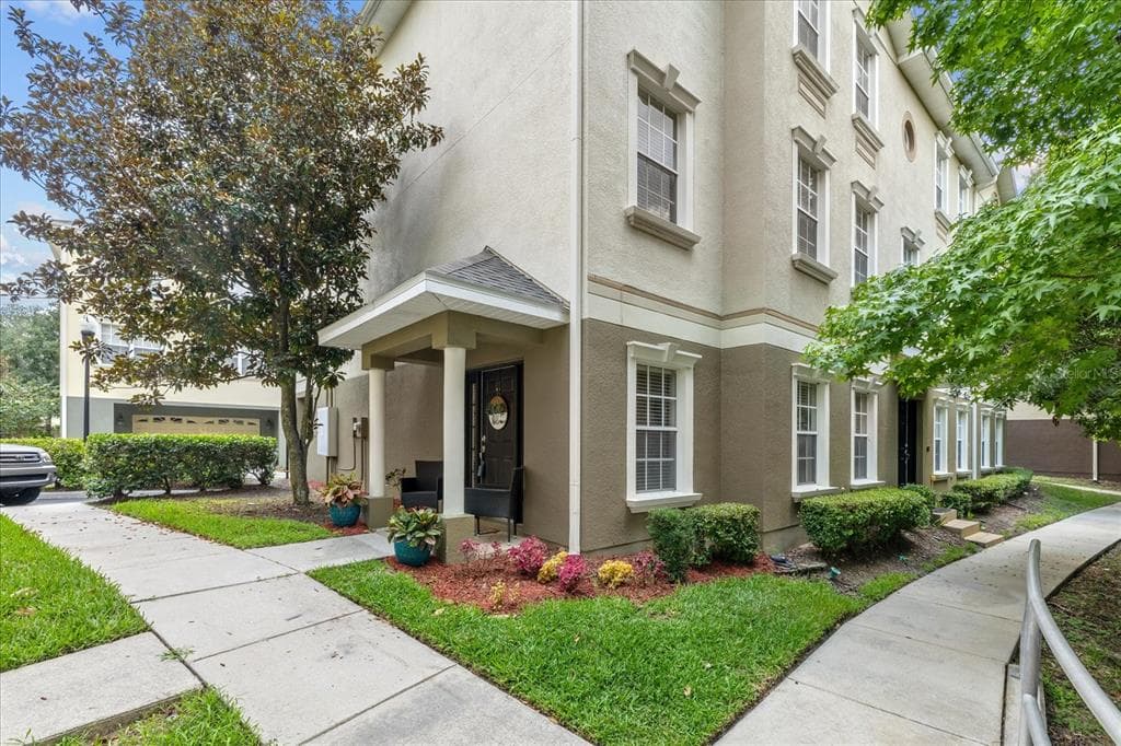 10144 ARBOR RUN DRIVE UNIT 7 TAMPA, FL 33647