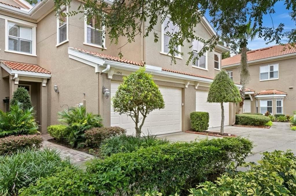4958 ANNISTON CIRCLE TAMPA, FL 33647