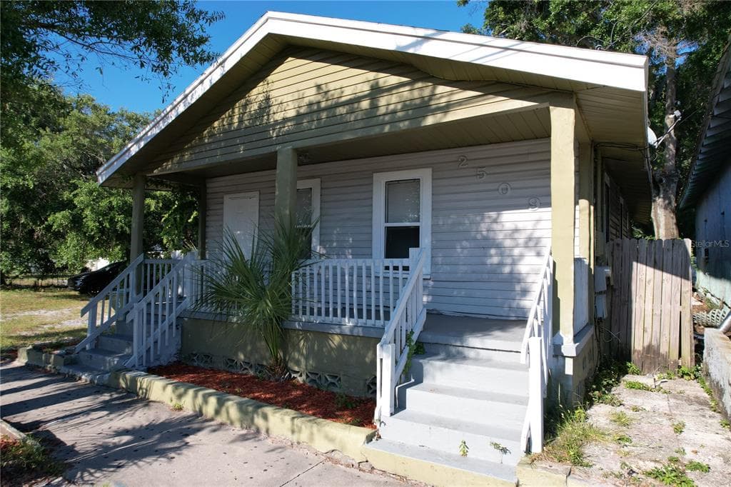 2509 N ALBANY AVENUE TAMPA, FL 33607