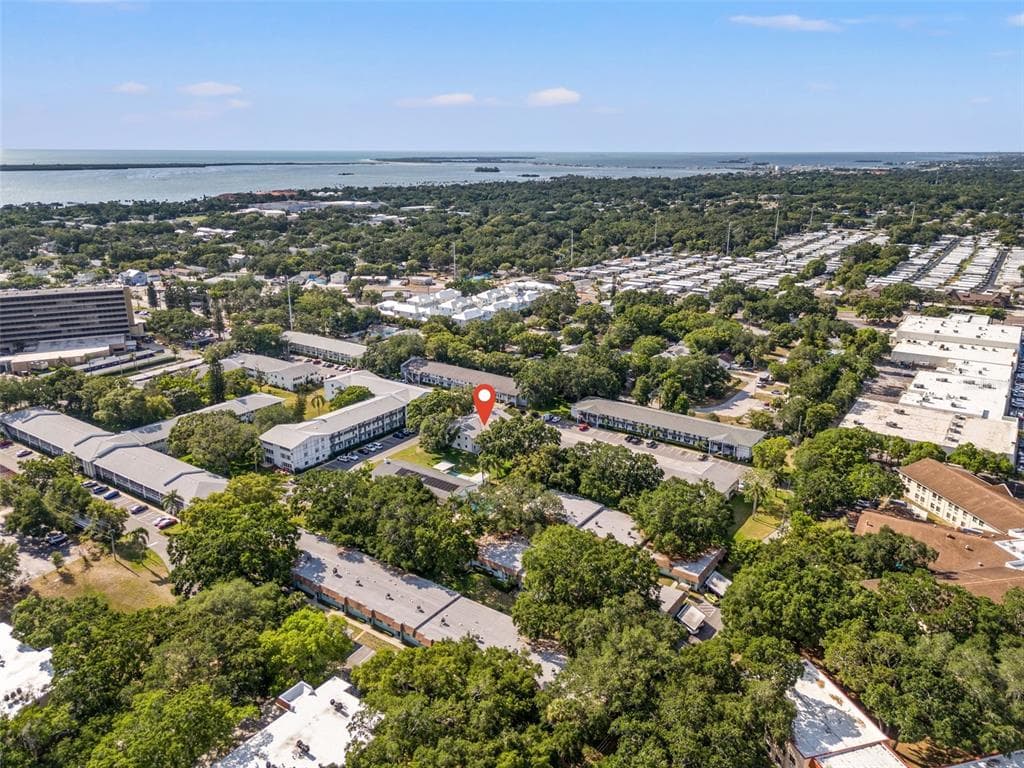 200 GLENNES LANE UNIT 215 DUNEDIN, FL 34698