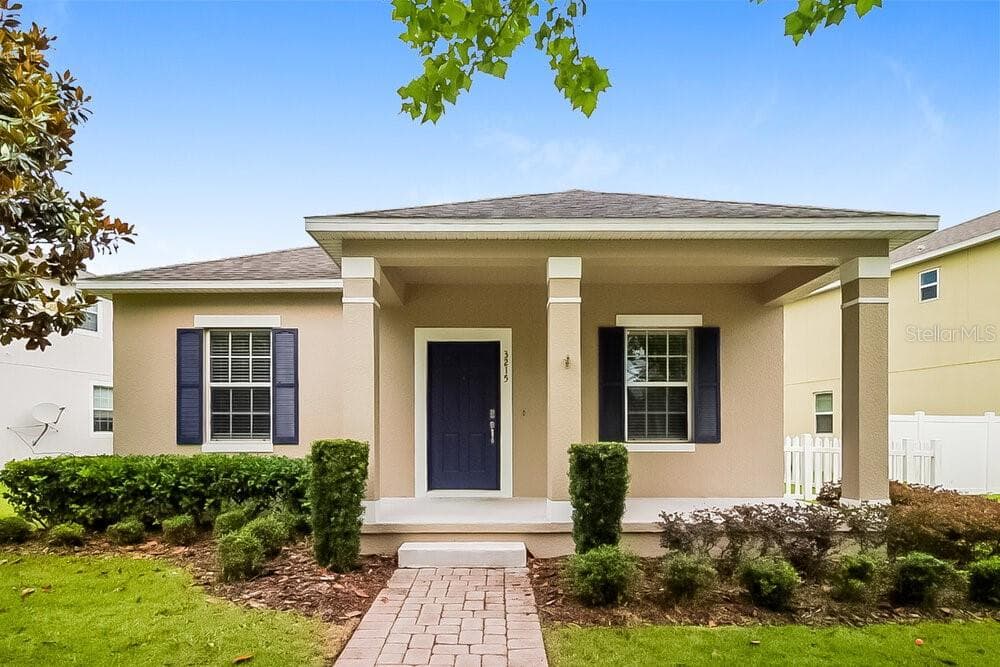 3215 BLAZING STAR LANE HARMONY, FL 34773